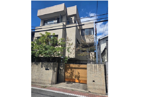 大阪市東住吉区　RC３階建